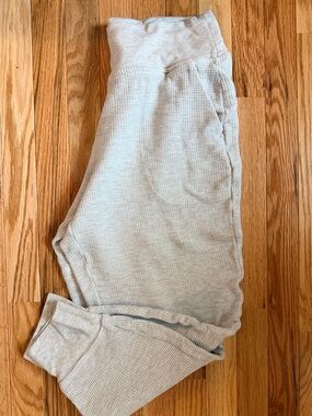 Athleta  Waffle-Knit joggers Bottoms in Light Gray